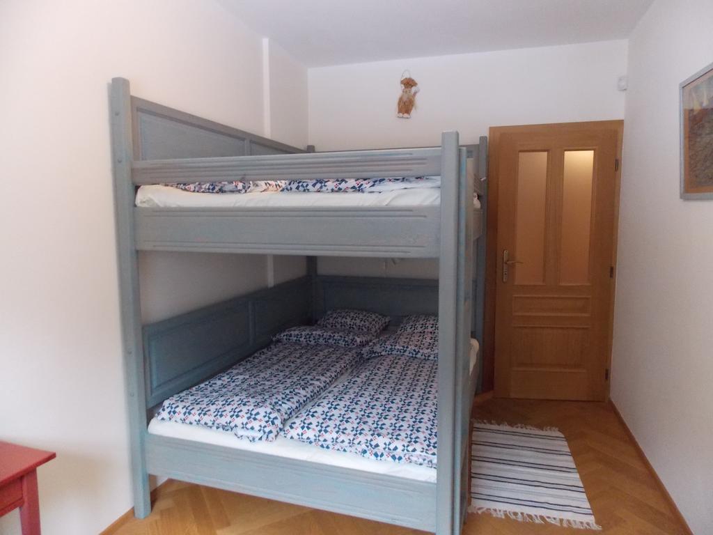 Ferienwohnung Javor Apartman Pec pod Sněžkou Zimmer foto